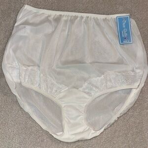 Dixie Belle Women’s Classic Nylon Briefs Panties WHITE Various Sizes